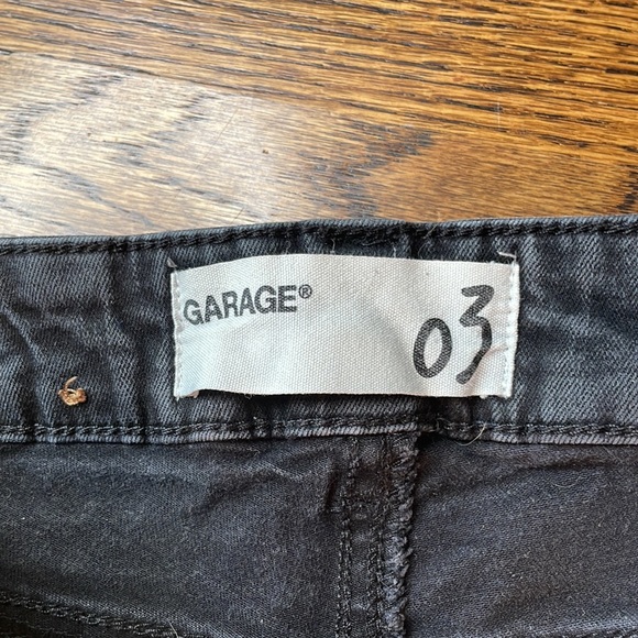 Distressed Black Garage Jeans Mid-Rise Size 3 - Picture 4 of 4